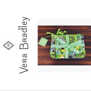 NWT Vera Bradley Cosmetic 3-Piece Set 👛✨